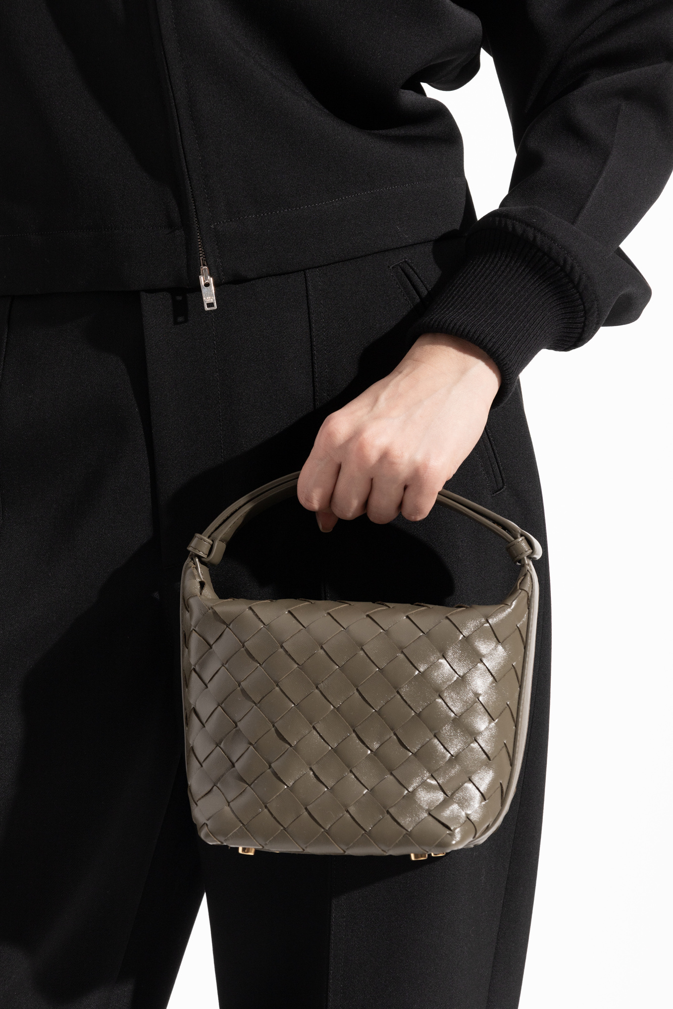 ショルダーバッグ・ポシェット Bottega Veneta Wallace Mini Bag Bottega Veneta Mini Wallace Bag | Neiman Marcus